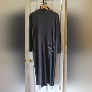Nina Leonard sweater dress with buckle